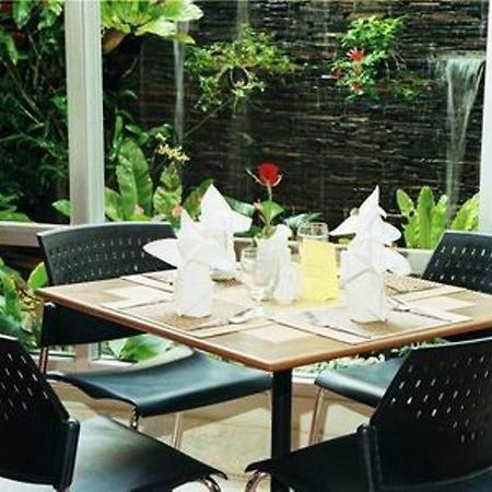 Hatyai Golden Crown Hotel Hatjaj Kültér fotó