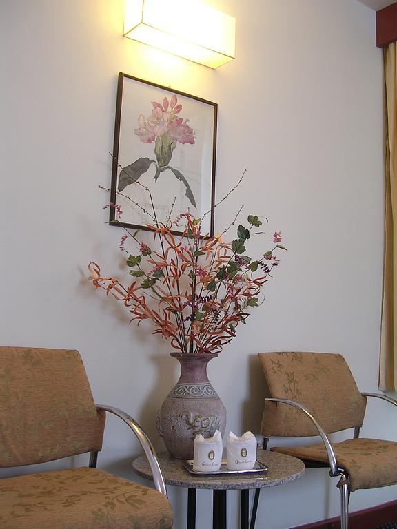 Hatyai Golden Crown Hotel Hatjaj Kültér fotó