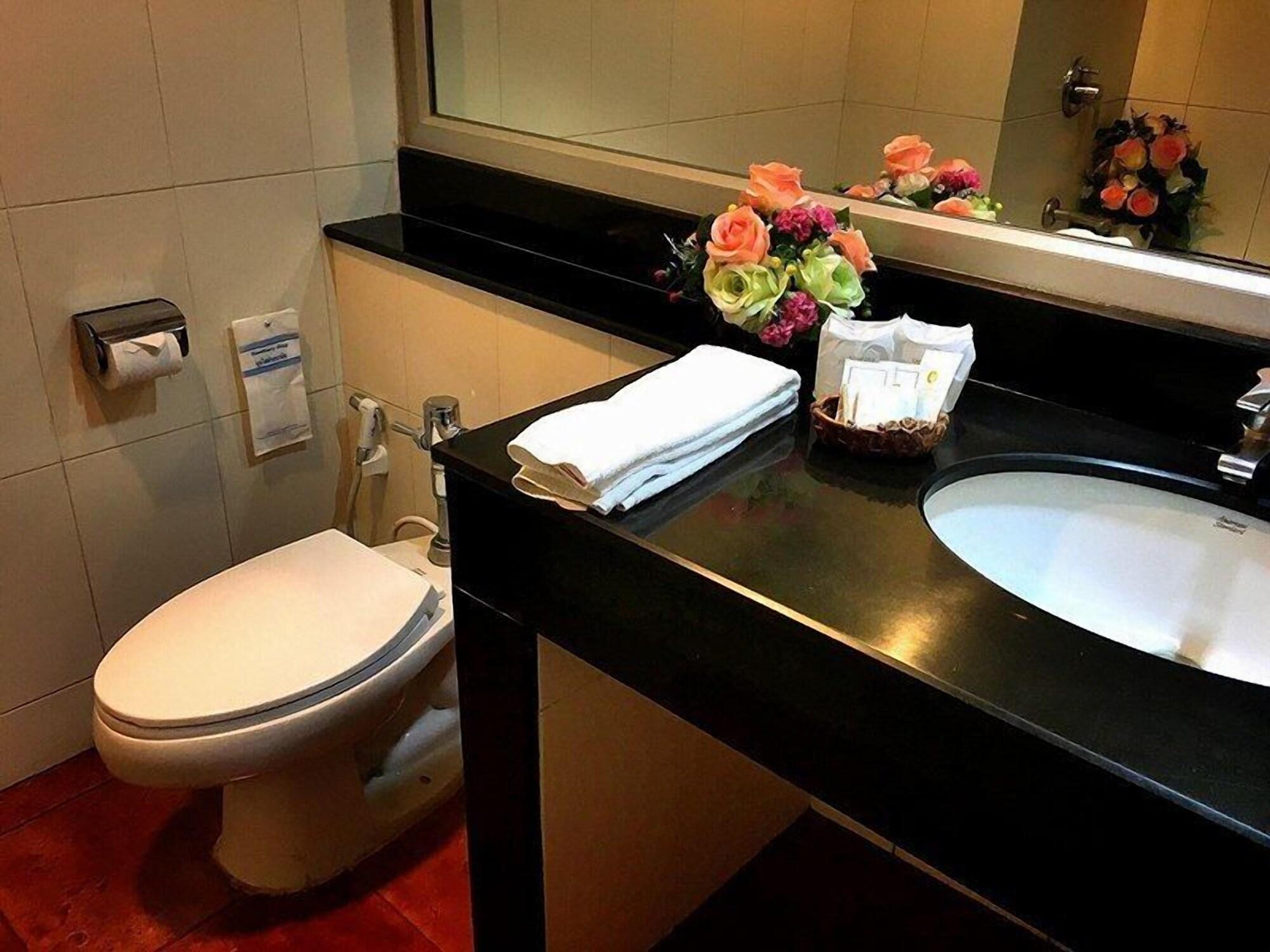 Hatyai Golden Crown Hotel Hatjaj Kültér fotó
