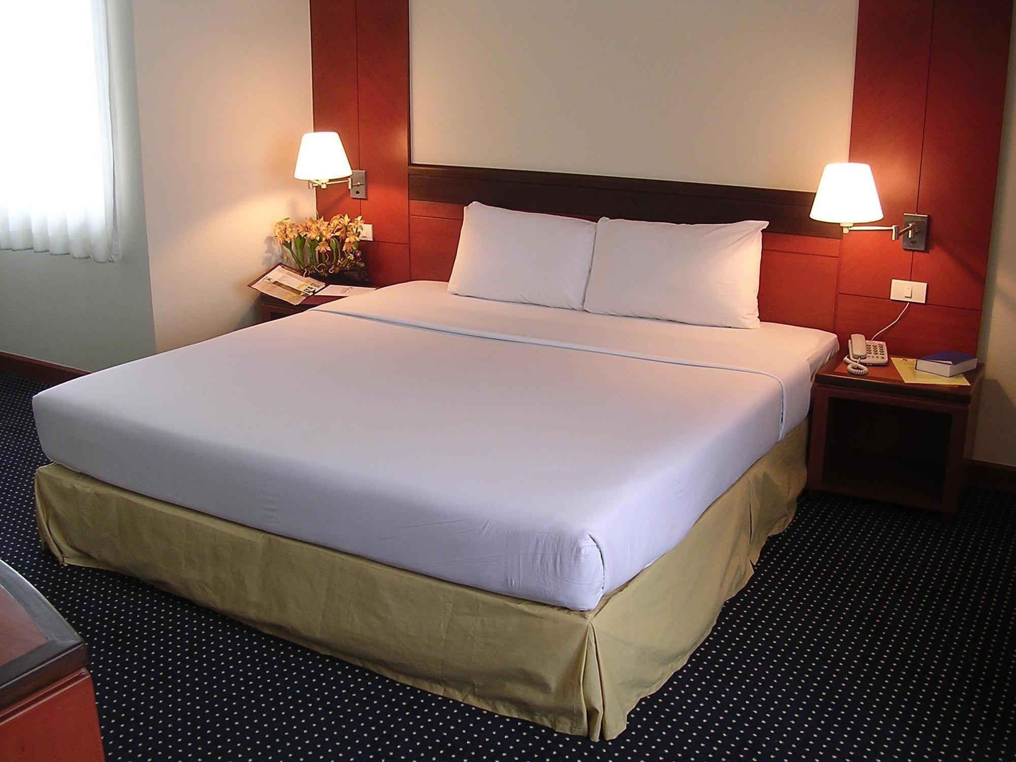 Hatyai Golden Crown Hotel Hatjaj Kültér fotó