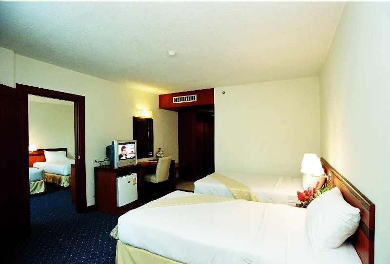 Hatyai Golden Crown Hotel Hatjaj Kültér fotó