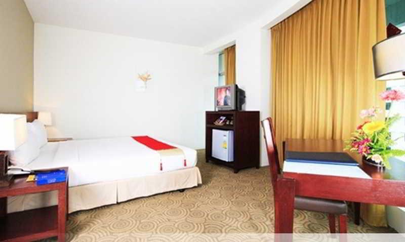 Hatyai Golden Crown Hotel Hatjaj Kültér fotó